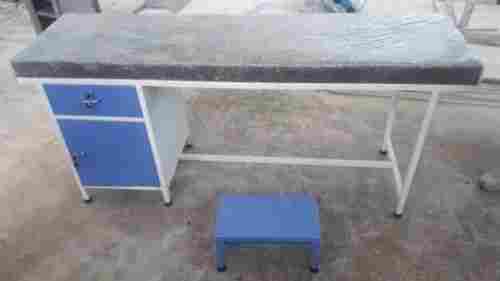 Blue Protective Stumps Rectangular Comfortable Seat Mild Steel White Examination Table