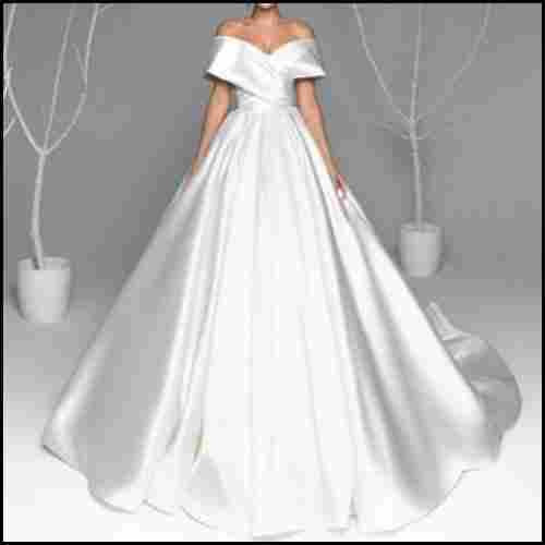 Semi-Stitched Sleevless Plain White Ladies Wedding Gown