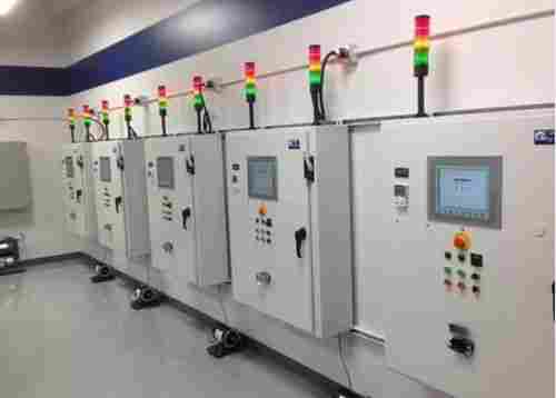 Mild Steel Body Three Phase Industrial Motor Control Panel, Voltae 240V With IP Rating IP44