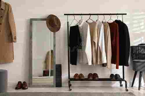 Rust Resistant and Durable Garment Hanging Rack for Shops and Showroom 