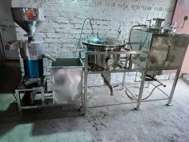 Silver 10 Kg Capacity 500 Kg Stainless Steel Ss304 Soya Paneer Making Machine