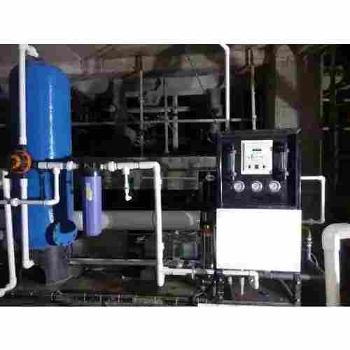 Industrial Water Treatment Plants 1000 L Water Storage Capacity