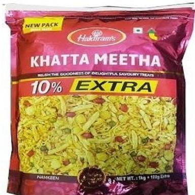 Delicious Salty And Sweet Taste Khatta Meetha Namkeen With Peanuts, Gram Beats And Peas Grade: M20