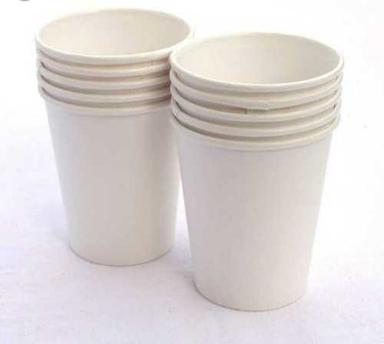 इको फ्रेंडली बायोडिग्रेडेबल राउंड शेप व्हाइट कॉफ़ी और कोल्ड ड्रिंक पेपर कप का उपयोग करें