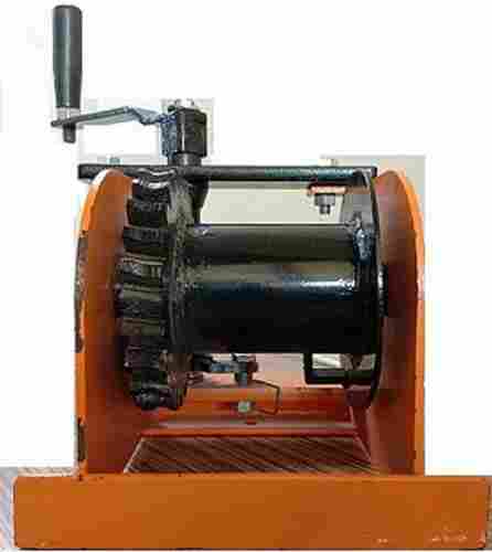 Robust Construction Mild Steel Manual Hand Operated Winch (Capacity 1 Ton)