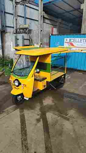 Yellow And Green Battery Operated Cart Vegetable Rickshaw (Loading Capacity 400 Kg)