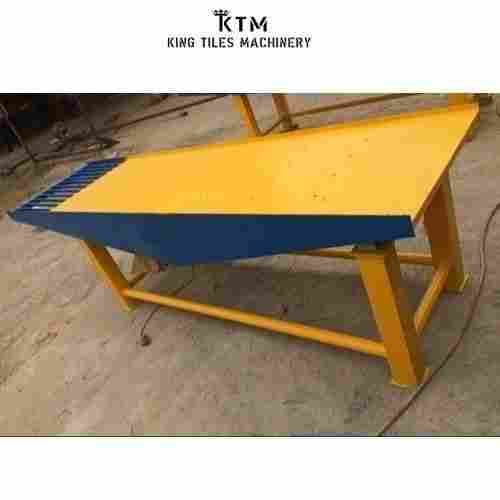 Rugged Design Abrasion Resistance Color Coated Interlocking Paver Block Vibrating Table