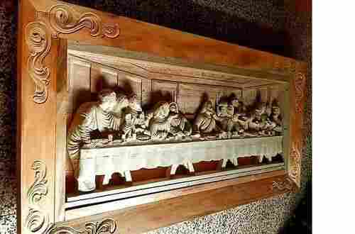Brown Colour Handcrafted Wooden Last Supper Of Jesus Christ