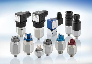Industrial Grade Pressure Switches Application: Industrail