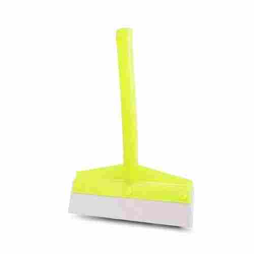 Yellow Mini Kitchen Wiper With Plastic Handle And Rubber Blade, Size 10 Inch 