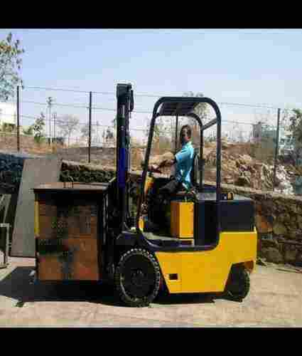 Fork Lifts(Tilting Fork Carriage For Better Load Stability)