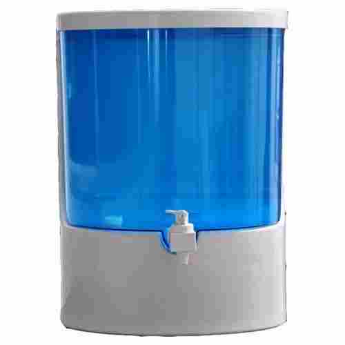 Wall Mounted Aqua Guard Water Purifier with 8 Litre Storage Capacity