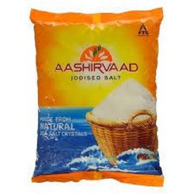White 100% Pure And Natural Aashirvaad Edible Salt, 1Kg For Tasty Dishes