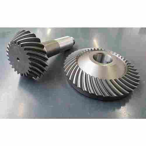 Spiral Bevel Gear With Cast Iron Material And 600 Mm Outer Diameter And Galvanized Finish