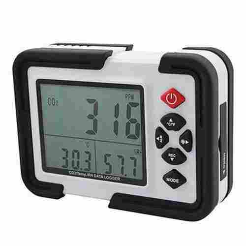 Black And White Colour Light Weight Digital Data Logger For Industrial Usage