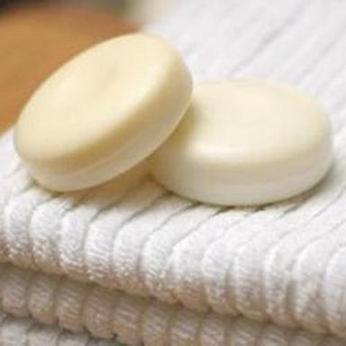 White Original And Super Quality Herbal Creamy Disinfectant Bath Soap