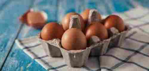Healthy And Highly Nutrients Fresh Brown Chicken Eggs Small Size 6 Pieces In A Cartridge