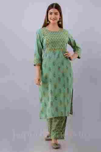 Stylish Green Printed Kurti For Women With Cotton Fabric ,3/Fourth Sleeve 