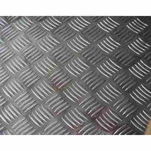 Robust Construction Scratch Resistant Industrial Silver Aluminum Checkered Sheet