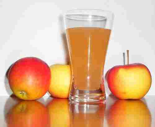 Healthy and High Nutrition A Grade 100% Pure and Natural Apple Juice