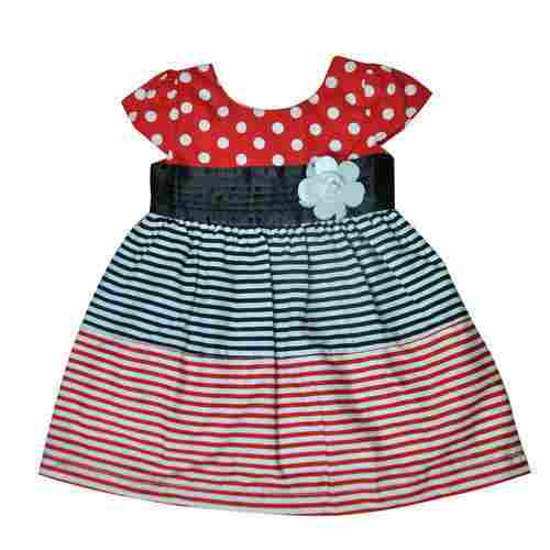 Kids Cotton Fabric Frock With Short Sleeves And Trendy Bow, Red And Black Colour