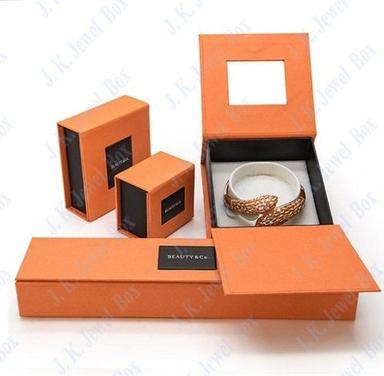 Magnetic Box For Jewelry Packaging With 5 Kg Holding Capacity