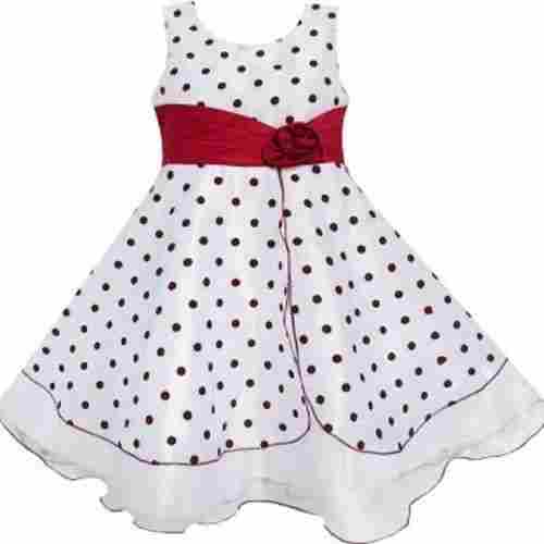 White Color Kids Frock With Sleeveless And Round Neck For Party Wear