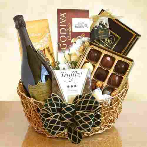 Highly Durable and Fine Finish Gift Hamper