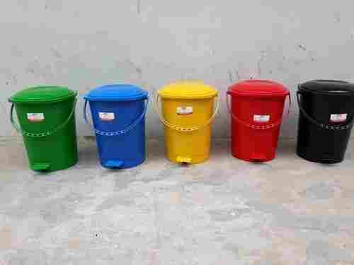 Round Shape Pedal Operated Multi Color Plastic Dustbins With Anti Crack Plastic