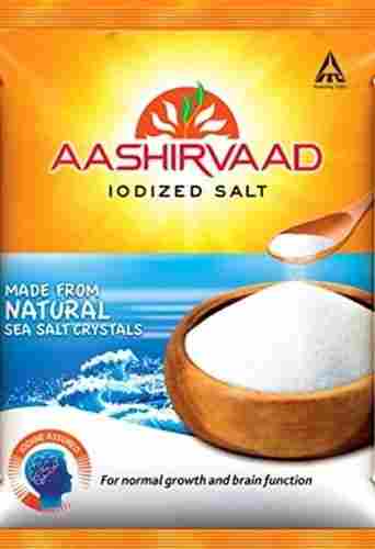 Aashirvaad Iodized Made From Natural Sea Salt Crystals For Normal Growth And Brain Function, 1 KG