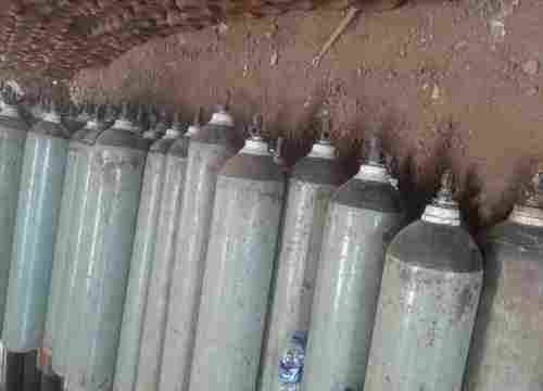 Rust Resistant Nitrogen Gas Cylinder For Industrial Use (White Color)