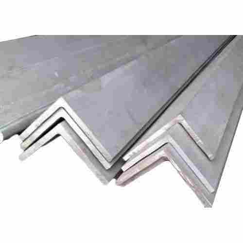 Sturdy Construction 90 Degree Silver Aluminum Angle For Industrial And Construction Use
