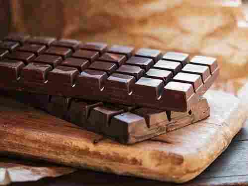 Hygienic Prepared Delicious Taste Dark Chocolate Bar For Improve Blood Flow And Lower Blood Pressure