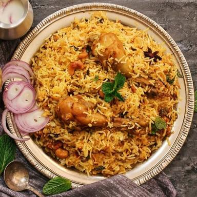 Used To Eat Perfectly Packed Healthy, Tasty, Spicy And Delicious Hyderabadi Chicken Biryani