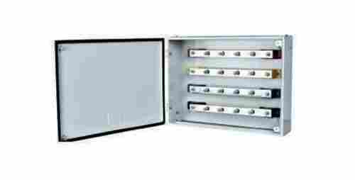 Four Pole And White Color Bus Bar Chamber With 32 Ampere