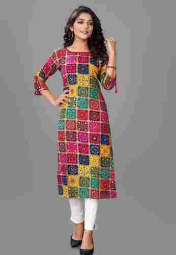 Ladies 3/4th Sleeves Round-Neck Multicolored Printed Cotton Long Kurti