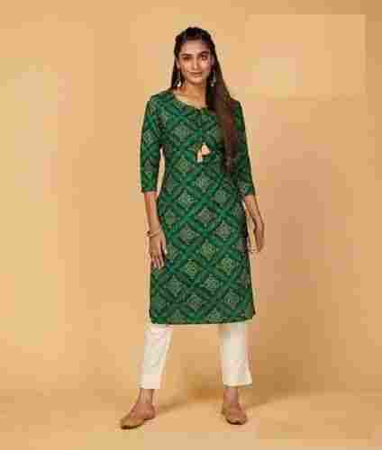 Ladies Casual 3/4th Sleeves Round-Neck Green Printed Cotton Long Kurti