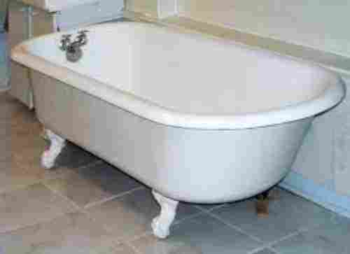 White Frp Bath Tub Use For Bathroom, Plain Pattern And White Color