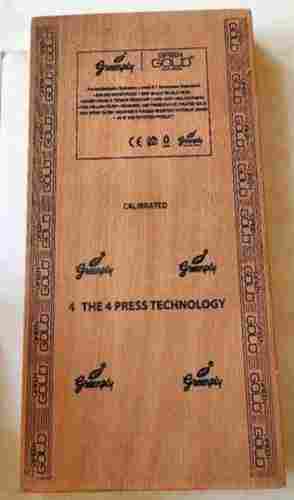Light Brown Plain Solid Pine Greenply Green Gold Plywood Board For Used In Furniture Making