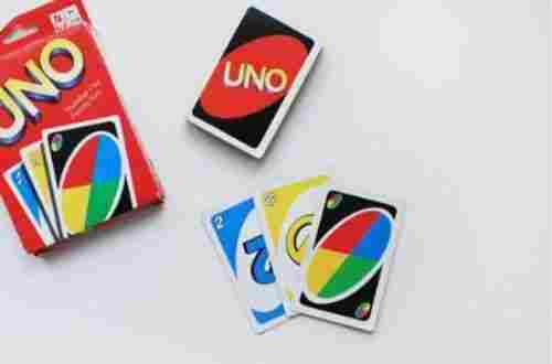 Best Price Multicolour Plastic Uno Original Playing Card Game for Indoor Game