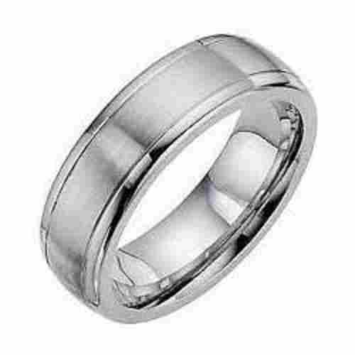 Attractive, Stylish and Durable Rich Look Metal Finger Ring, Perfect for Everyday Wear