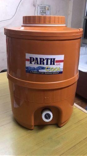 Leakage Proof Orange Color Insulated Plastic Water Jug, 20 Liter Capacity Length: &#8206; 41.4 X 32.2 X 30.9  Centimeter (Cm)