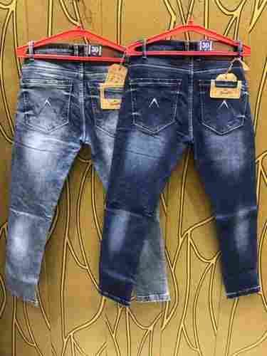 Slim Fit Blue Color Comfortable And Washable Crushed Lycra Jeans For Boys