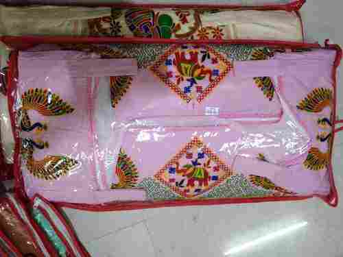 Woolen Silk Pink Colors Bed Sheets Size Xxl Good Quality Fiber Soft Easily Washable Lightweight