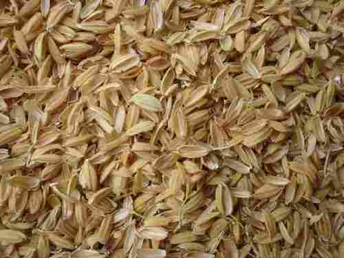 Natural Color Rice Husk For Cattle Feed, Moisture 12% Max, 0.50 - 25% Carbon