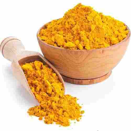 Yellow Color Aromatic Flavourful Turmeric Powder With 6 Months Shelf Life and Rich In Nutrients