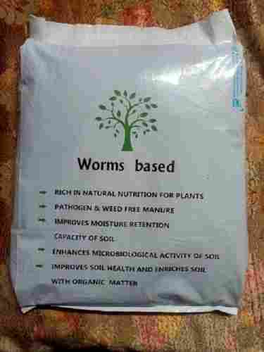 Eco Friendly Bio Tech Worms Based Powder Organic Fertilizer For Improves Soil Health