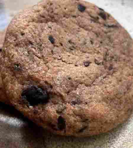 Mouth Watering Crispy And Crunchy Sweet Delicious Taste Chocolate Chip Cookie