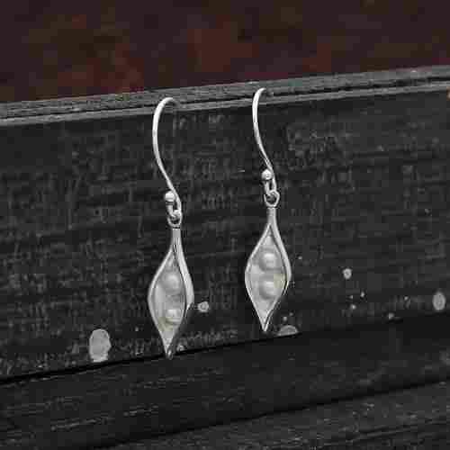 Pure 925 Sterling Silver Pearl in Shell Earring