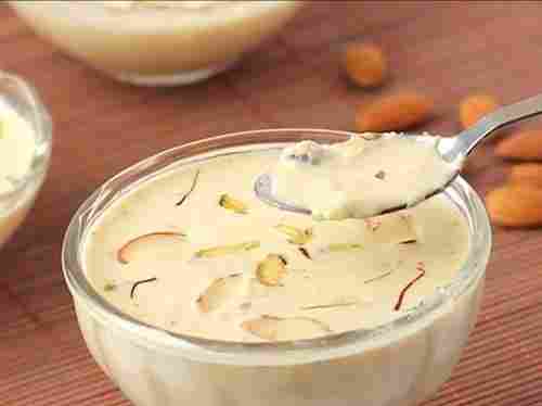 1 Kg Delicious And Sweet Taste Pure And Fresh Milk Rabri With Dry Fruits